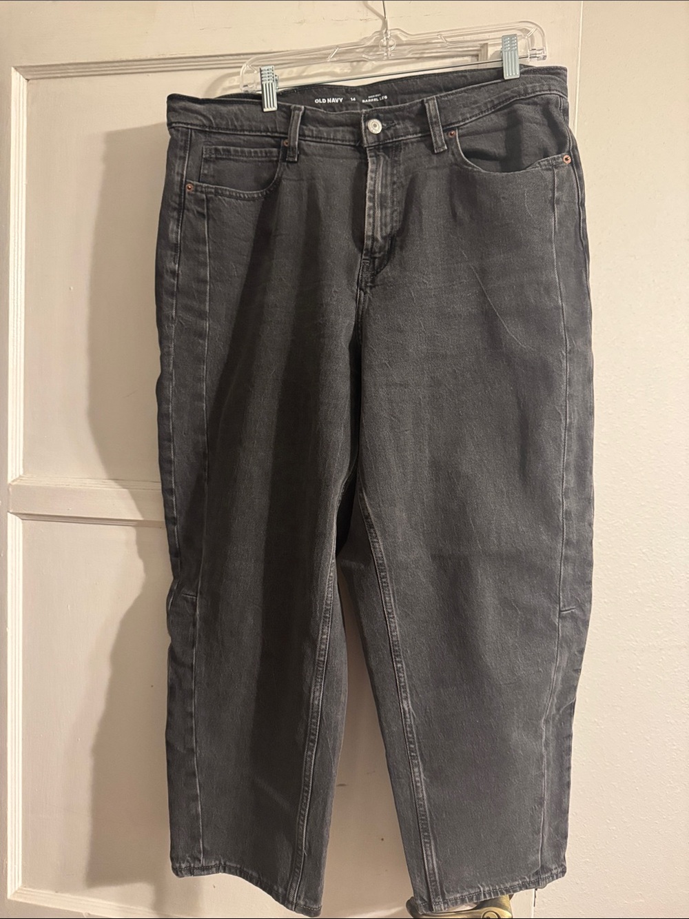 Old Navy Barrel Jeans in Charcoal